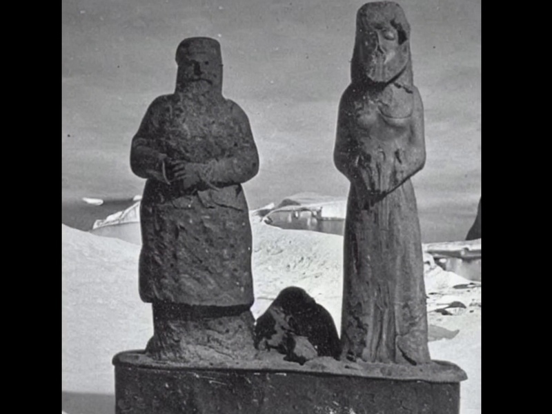 Skulptur Antarktis Mann und Frau